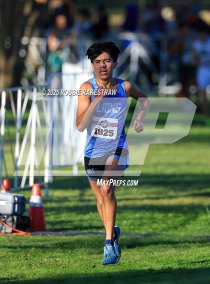 Thumbnail 2 in UIL 3A Boys Cross Country State Final photogallery.