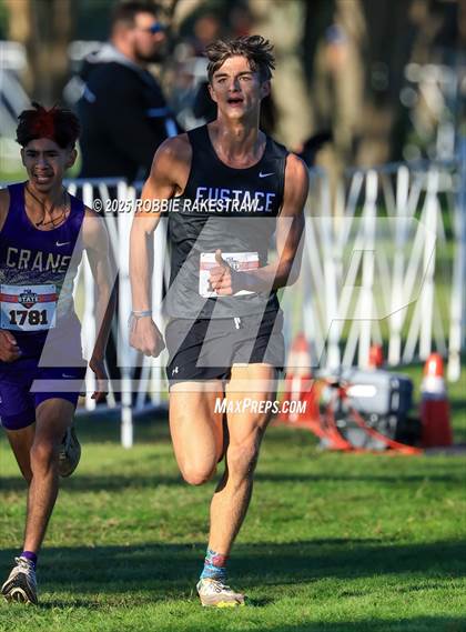 Thumbnail 1 in UIL 3A Boys Cross Country State Final photogallery.