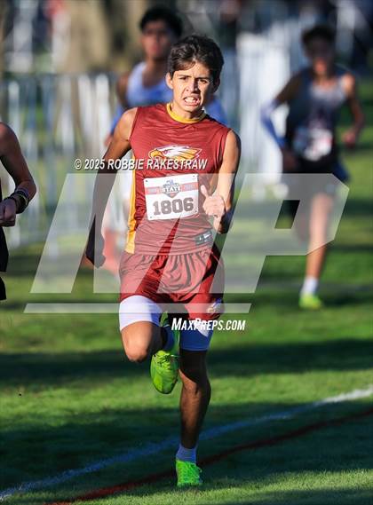 Thumbnail 1 in UIL 3A Boys Cross Country State Final photogallery.