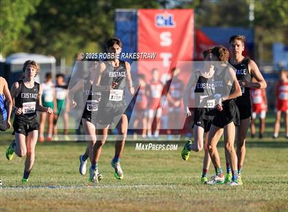 Thumbnail 2 in UIL 3A Boys Cross Country State Final photogallery.