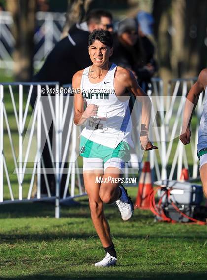 Thumbnail 3 in UIL 3A Boys Cross Country State Final photogallery.