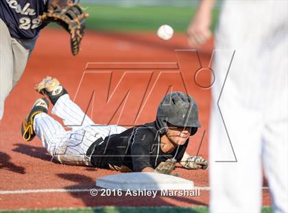 Thumbnail 3 in Lincoln vs Madison [James] photogallery.