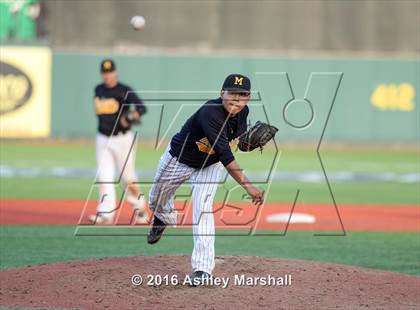 Thumbnail 2 in Lincoln vs Madison [James] photogallery.