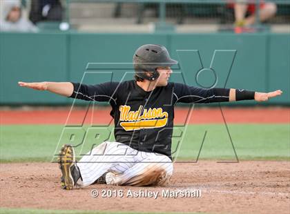 Thumbnail 2 in Lincoln vs Madison [James] photogallery.