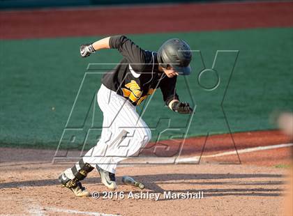 Thumbnail 3 in Lincoln vs Madison [James] photogallery.