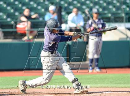 Thumbnail 3 in Lincoln vs Madison [James] photogallery.