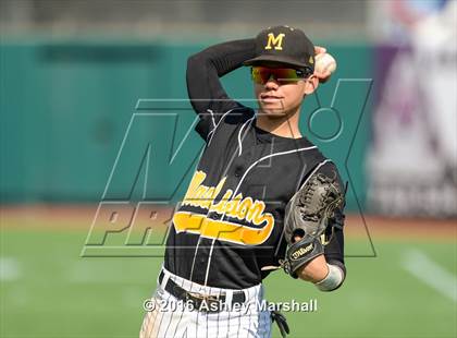 Thumbnail 3 in Lincoln vs Madison [James] photogallery.