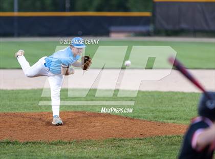 Thumbnail 3 in Shawnee Mission East @ Shawnee Mission Northwest photogallery.