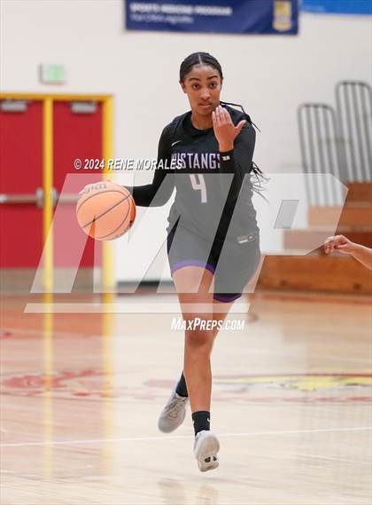 Thumbnail 3 in Marlborough vs Granada Hills photogallery.