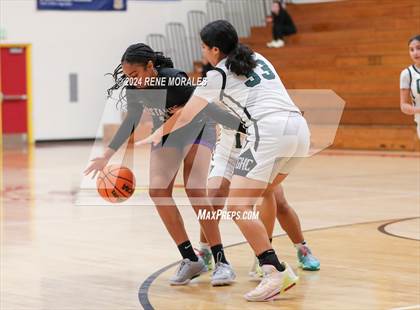 Thumbnail 2 in Marlborough vs Granada Hills photogallery.