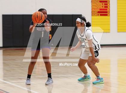 Thumbnail 2 in Marlborough vs Granada Hills photogallery.