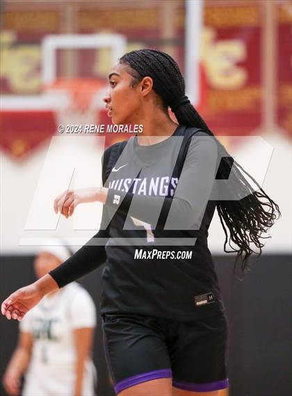 Thumbnail 2 in Marlborough vs Granada Hills photogallery.
