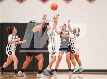 Thumbnail 2 in Marlborough vs Granada Hills photogallery.
