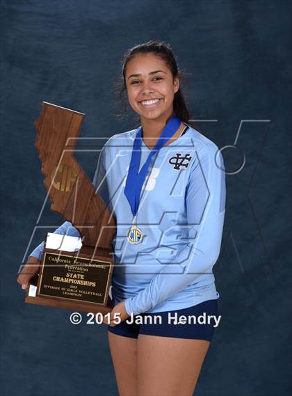 Thumbnail 1 in Valley Christian (CIF State D3 Award) photogallery.