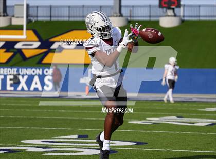 Thumbnail 2 in Lewisville vs Prosper (UIL 6A D1 State Quarterfinals) photogallery.