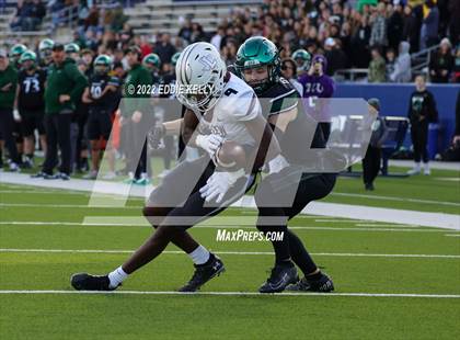 Thumbnail 1 in Lewisville vs Prosper (UIL 6A D1 State Quarterfinals) photogallery.