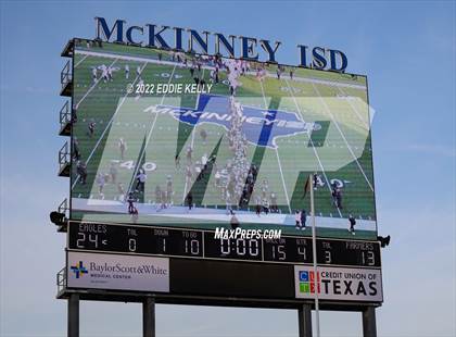 Thumbnail 3 in Lewisville vs Prosper (UIL 6A D1 State Quarterfinals) photogallery.