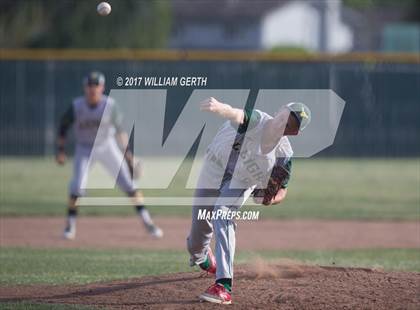 Thumbnail 2 in Leigh @ Willow Glen photogallery.