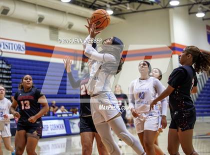 Thumbnail 3 in Estrella Foothills vs. Liberty (Las Vegas Thanksgiving Showcase) photogallery.