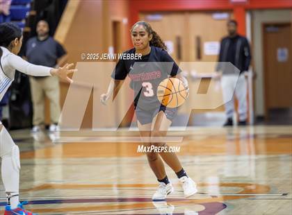 Thumbnail 3 in Estrella Foothills vs. Liberty (Las Vegas Thanksgiving Showcase) photogallery.