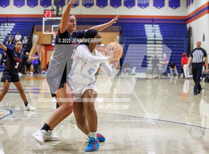 Thumbnail 1 in Estrella Foothills vs. Liberty (Las Vegas Thanksgiving Showcase) photogallery.