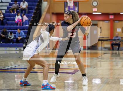 Thumbnail 1 in Estrella Foothills vs. Liberty (Las Vegas Thanksgiving Showcase) photogallery.