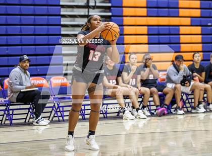 Thumbnail 2 in Estrella Foothills vs. Liberty (Las Vegas Thanksgiving Showcase) photogallery.