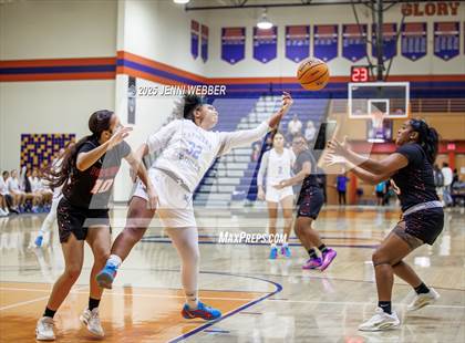 Thumbnail 1 in Estrella Foothills vs. Liberty (Las Vegas Thanksgiving Showcase) photogallery.