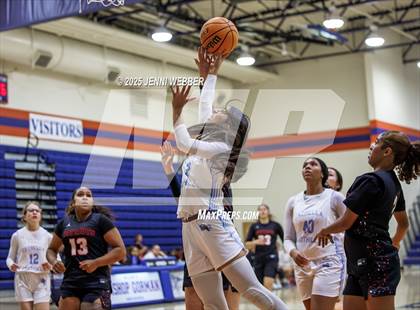 Thumbnail 1 in Estrella Foothills vs. Liberty (Las Vegas Thanksgiving Showcase) photogallery.