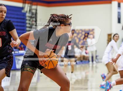 Thumbnail 3 in Estrella Foothills vs. Liberty (Las Vegas Thanksgiving Showcase) photogallery.