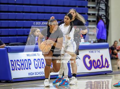 Thumbnail 2 in Estrella Foothills vs. Liberty (Las Vegas Thanksgiving Showcase) photogallery.