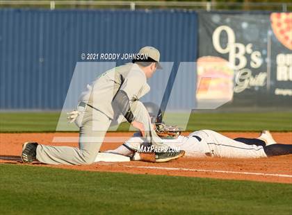 Thumbnail 1 in Acadiana @ Barbe photogallery.