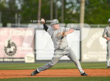 Thumbnail 1 in Acadiana @ Barbe photogallery.