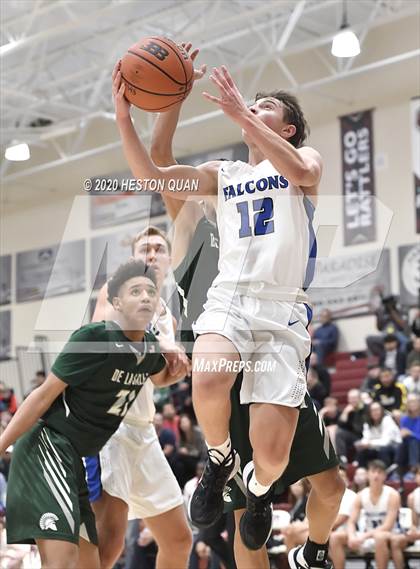 Thumbnail 1 in De La Salle vs. Catalina Foothills (Rancho Mirage Holiday Invitational) photogallery.
