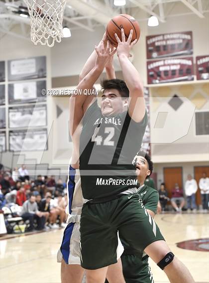 Thumbnail 1 in De La Salle vs. Catalina Foothills (Rancho Mirage Holiday Invitational) photogallery.