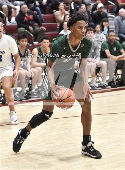 Thumbnail 2 in De La Salle vs. Catalina Foothills (Rancho Mirage Holiday Invitational) photogallery.