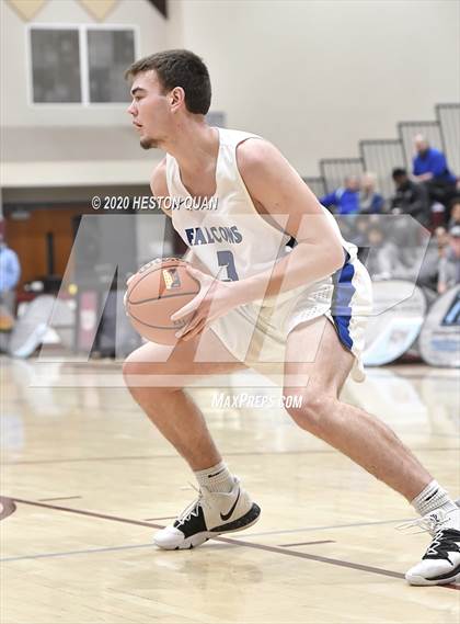 Thumbnail 1 in De La Salle vs. Catalina Foothills (Rancho Mirage Holiday Invitational) photogallery.