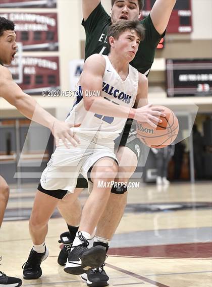 Thumbnail 1 in De La Salle vs. Catalina Foothills (Rancho Mirage Holiday Invitational) photogallery.