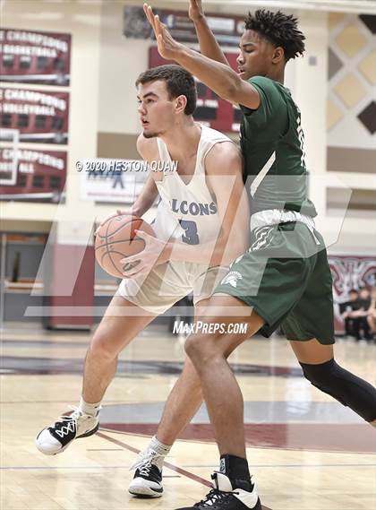 Thumbnail 1 in De La Salle vs. Catalina Foothills (Rancho Mirage Holiday Invitational) photogallery.