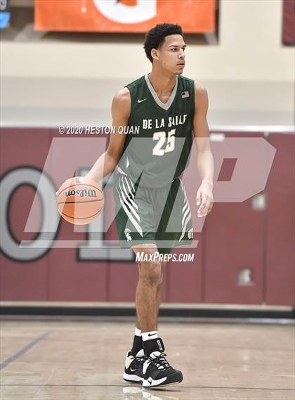 Thumbnail 2 in De La Salle vs. Catalina Foothills (Rancho Mirage Holiday Invitational) photogallery.