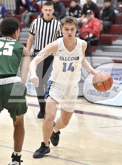 Thumbnail 1 in De La Salle vs. Catalina Foothills (Rancho Mirage Holiday Invitational) photogallery.