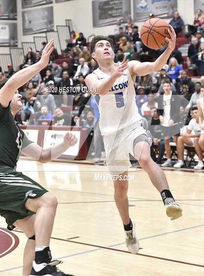 Thumbnail 1 in De La Salle vs. Catalina Foothills (Rancho Mirage Holiday Invitational) photogallery.