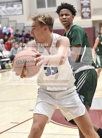 Thumbnail 1 in De La Salle vs. Catalina Foothills (Rancho Mirage Holiday Invitational) photogallery.