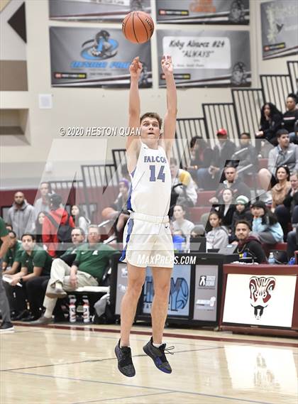 Thumbnail 1 in De La Salle vs. Catalina Foothills (Rancho Mirage Holiday Invitational) photogallery.