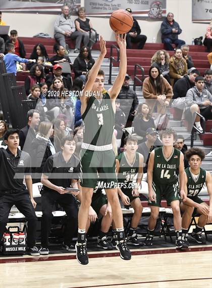 Thumbnail 2 in De La Salle vs. Catalina Foothills (Rancho Mirage Holiday Invitational) photogallery.