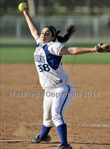 Thumbnail 3 in La Habra vs. Mission Viejo (Woodbridge Tournament) photogallery.