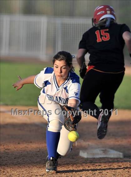 Thumbnail 1 in La Habra vs. Mission Viejo (Woodbridge Tournament) photogallery.