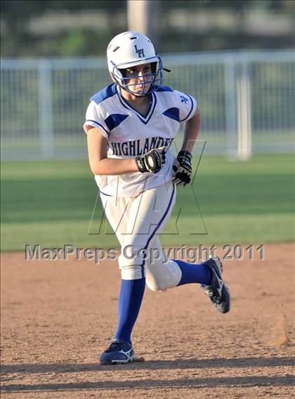 Thumbnail 1 in La Habra vs. Mission Viejo (Woodbridge Tournament) photogallery.