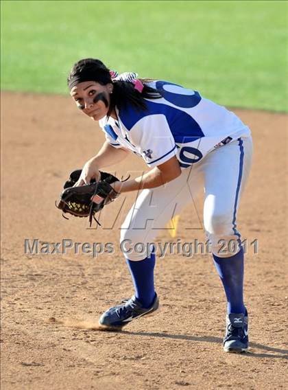 Thumbnail 1 in La Habra vs. Mission Viejo (Woodbridge Tournament) photogallery.