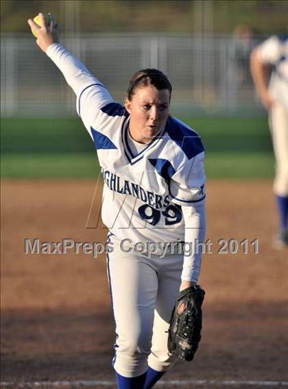 Thumbnail 1 in La Habra vs. Mission Viejo (Woodbridge Tournament) photogallery.